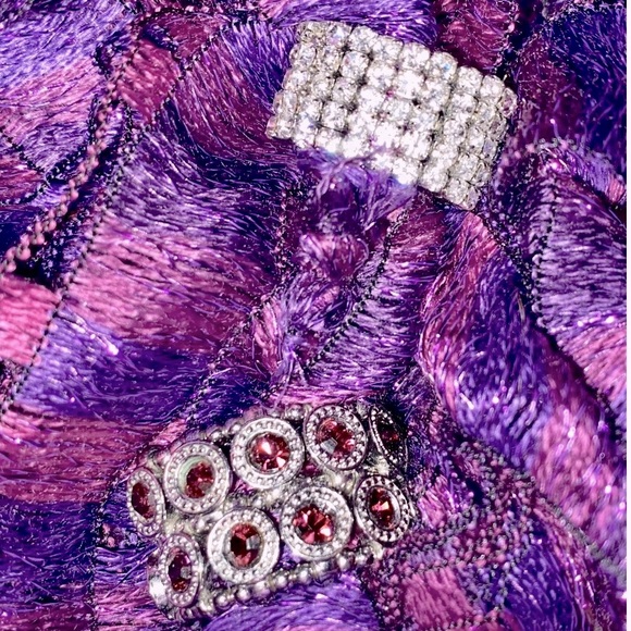 Set of Adjustable Rhinestone Rings - Picture 1 of 9